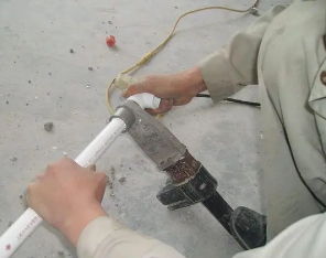 东兰漏水维修电话